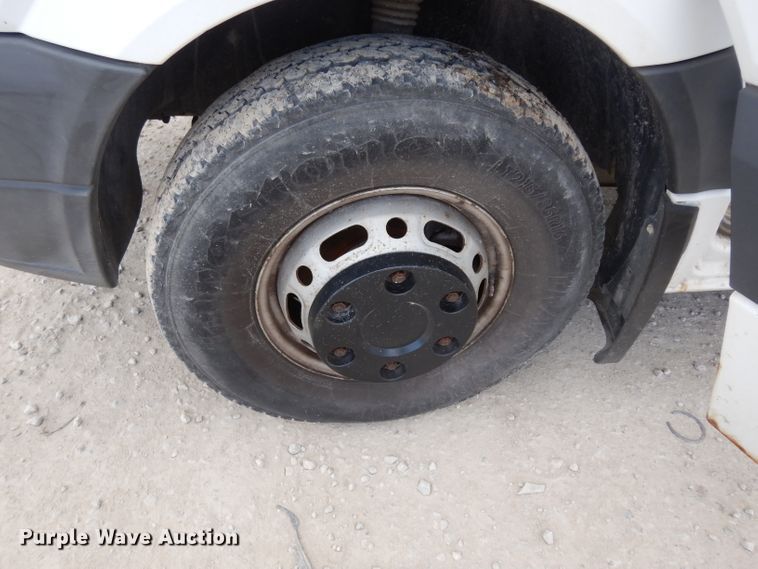 image for item DE4229 2007 Freightliner Sprinter 3500 utility van