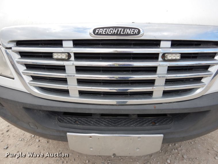 image for item DE4229 2007 Freightliner Sprinter 3500 utility van