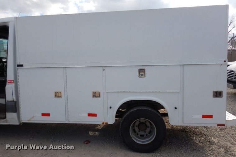 image for item DE4229 2007 Freightliner Sprinter 3500 utility van