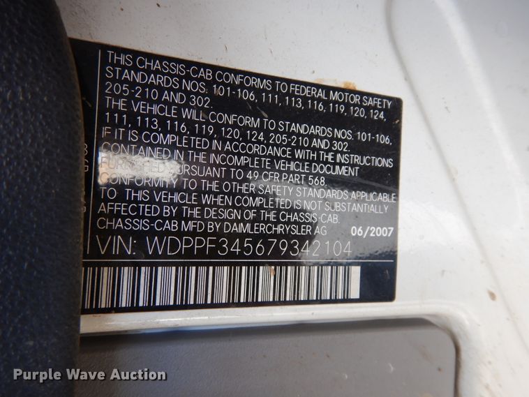 image for item DE4229 2007 Freightliner Sprinter 3500 utility van