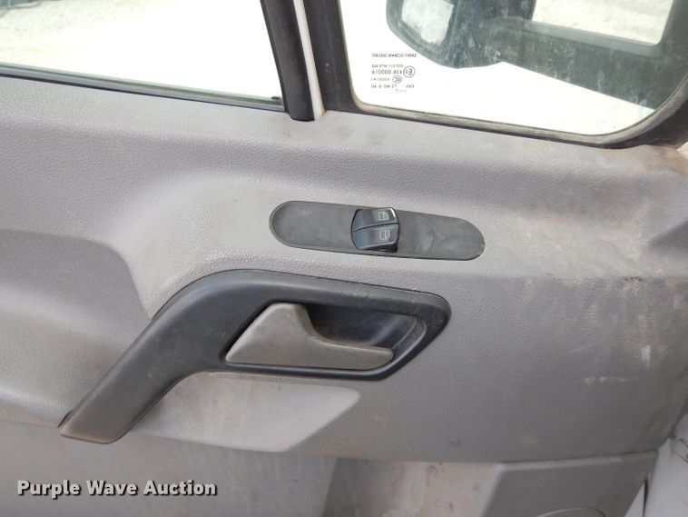 image for item DE4230 2007 Freightliner Sprinter 3500 utility van