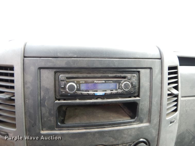 image for item DE4230 2007 Freightliner Sprinter 3500 utility van