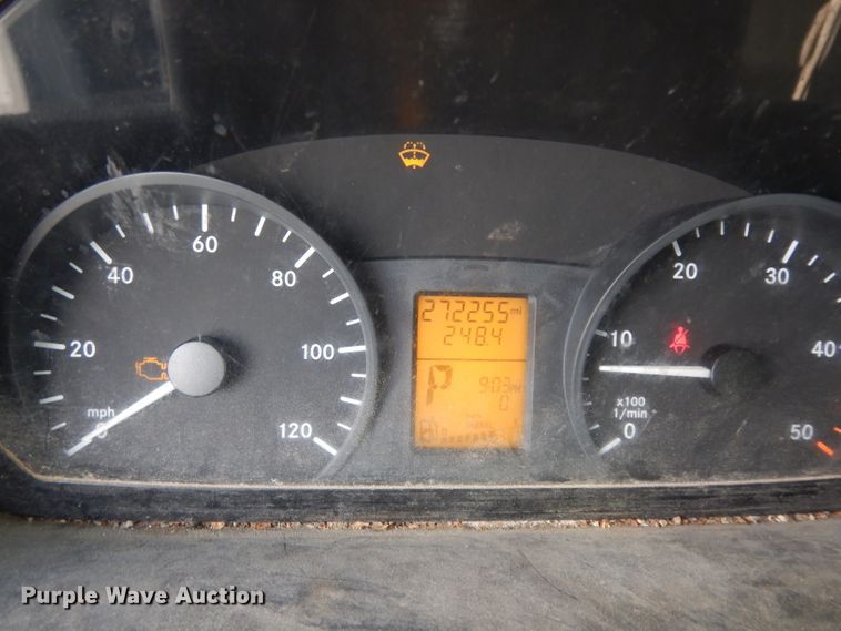 image for item DE4230 2007 Freightliner Sprinter 3500 utility van