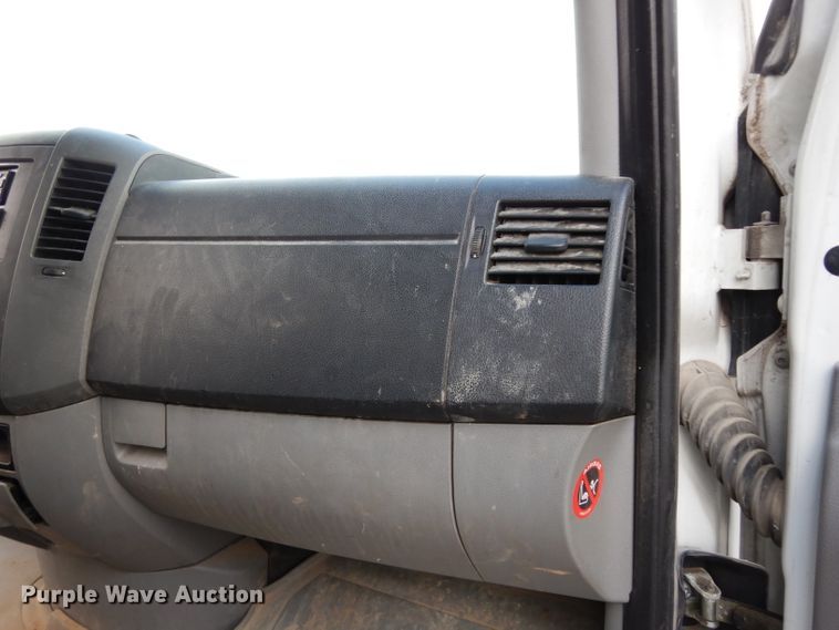 image for item DE4230 2007 Freightliner Sprinter 3500 utility van