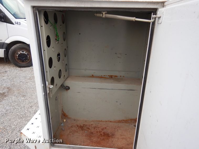 image for item DE4230 2007 Freightliner Sprinter 3500 utility van