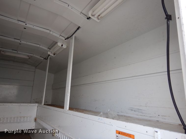 image for item DE4230 2007 Freightliner Sprinter 3500 utility van