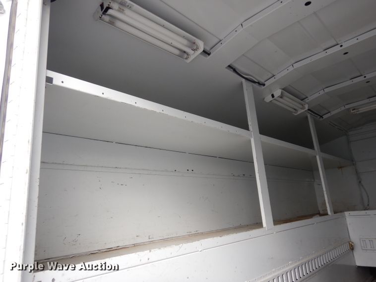 image for item DE4230 2007 Freightliner Sprinter 3500 utility van