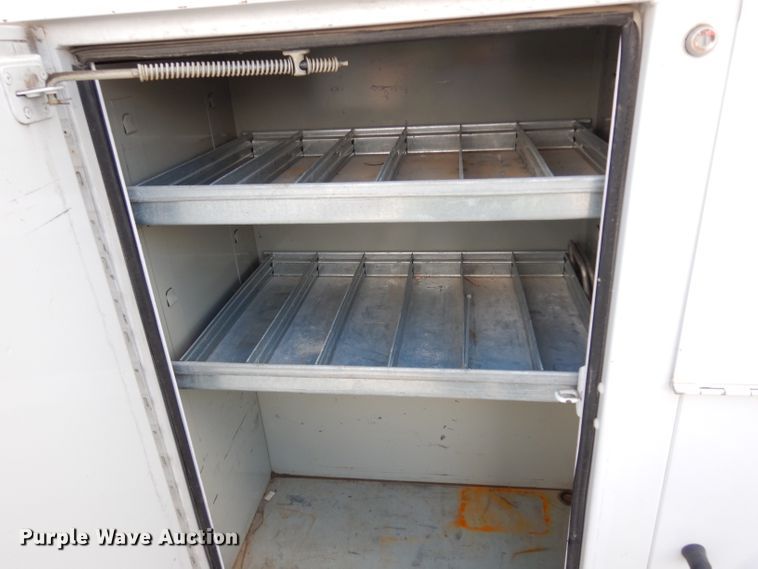 image for item DE4230 2007 Freightliner Sprinter 3500 utility van