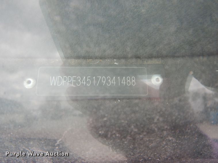 image for item DE4230 2007 Freightliner Sprinter 3500 utility van