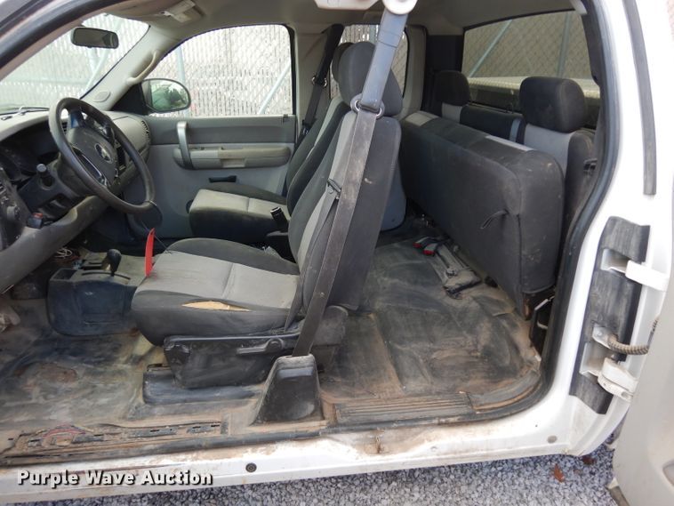 image for item DE4231 2008 Chevrolet Silverado 1500 Ext. Cab pickup truck