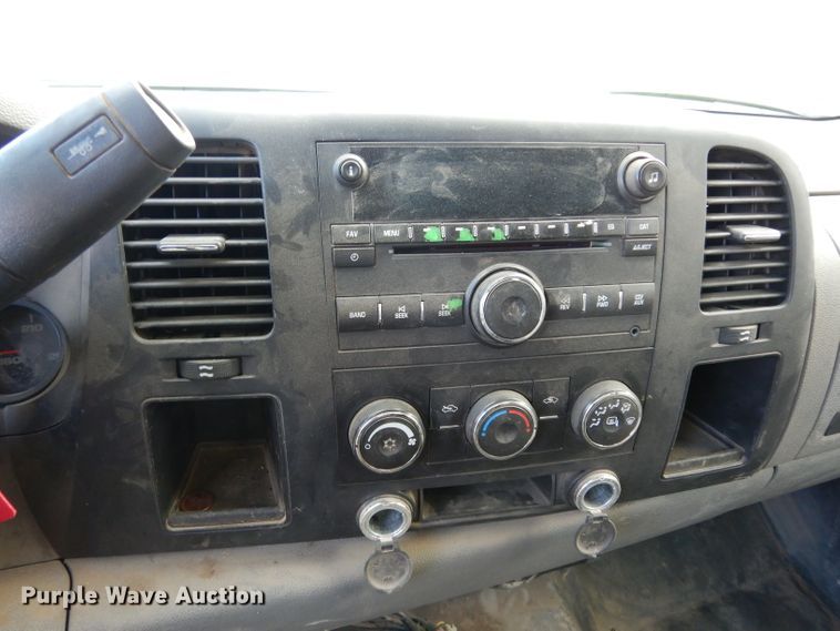 image for item DE4231 2008 Chevrolet Silverado 1500 Ext. Cab pickup truck