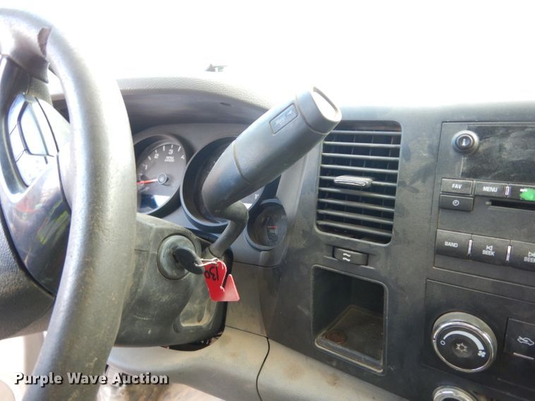 image for item DE4231 2008 Chevrolet Silverado 1500 Ext. Cab pickup truck