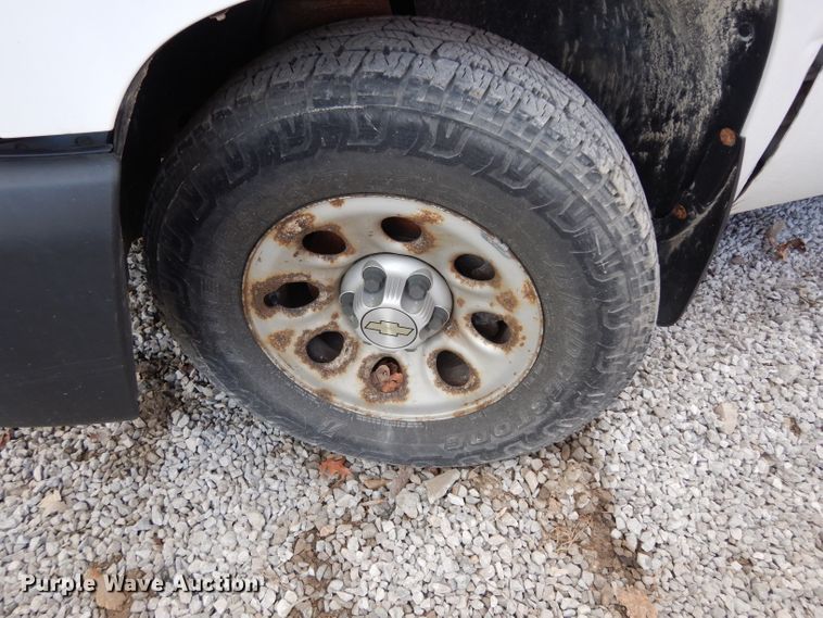 image for item DE4231 2008 Chevrolet Silverado 1500 Ext. Cab pickup truck