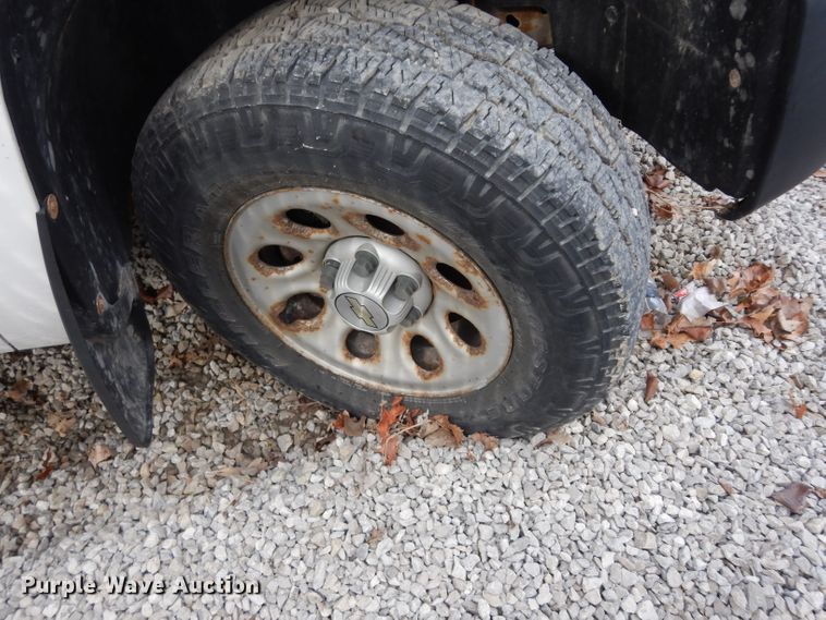 image for item DE4231 2008 Chevrolet Silverado 1500 Ext. Cab pickup truck