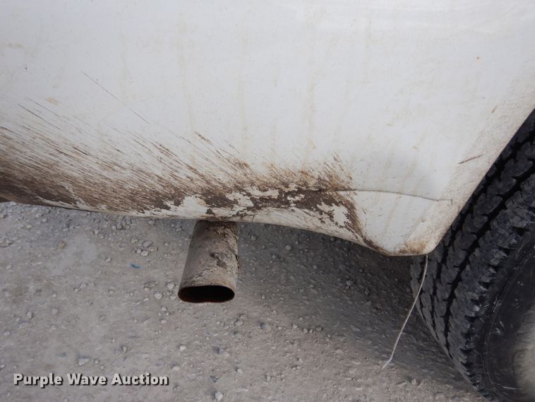 image for item DE4254 2001 Ford F250 Super Duty XL pickup truck