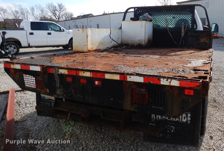 image for item DE4292 2007 Ford F450 Super Duty XL flatbed truck