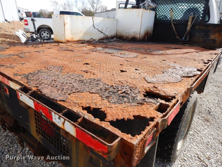 image for item DE4292 2007 Ford F450 Super Duty XL flatbed truck