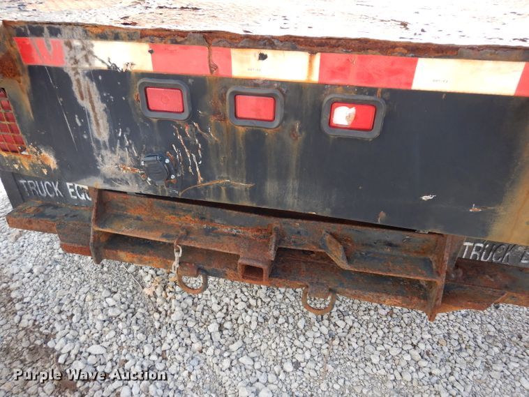 image for item DE4292 2007 Ford F450 Super Duty XL flatbed truck