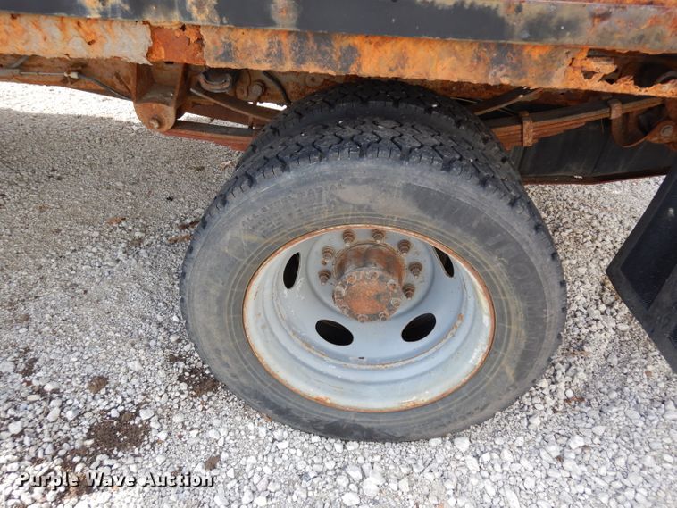 image for item DE4292 2007 Ford F450 Super Duty XL flatbed truck