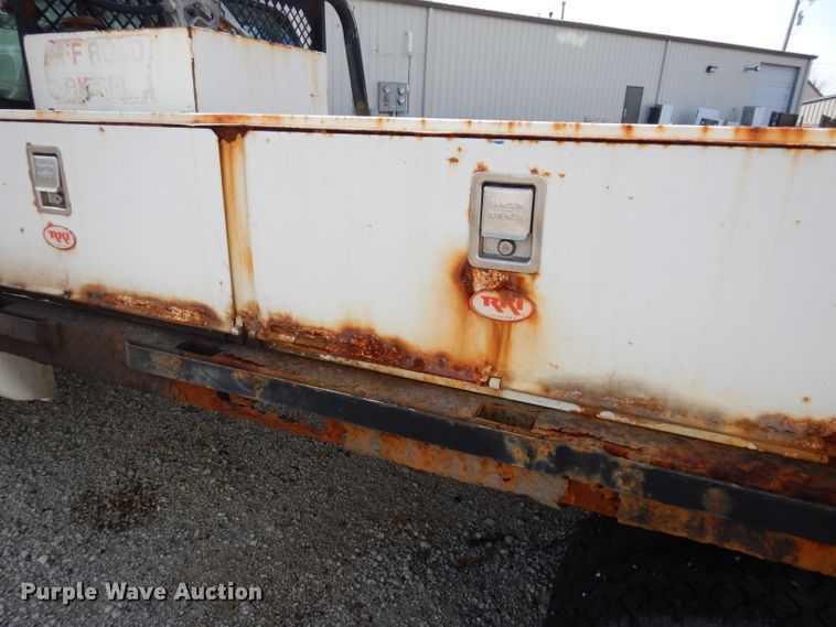 image for item DE4292 2007 Ford F450 Super Duty XL flatbed truck