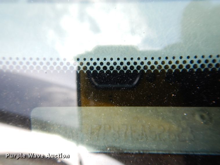 image for item DE4292 2007 Ford F450 Super Duty XL flatbed truck