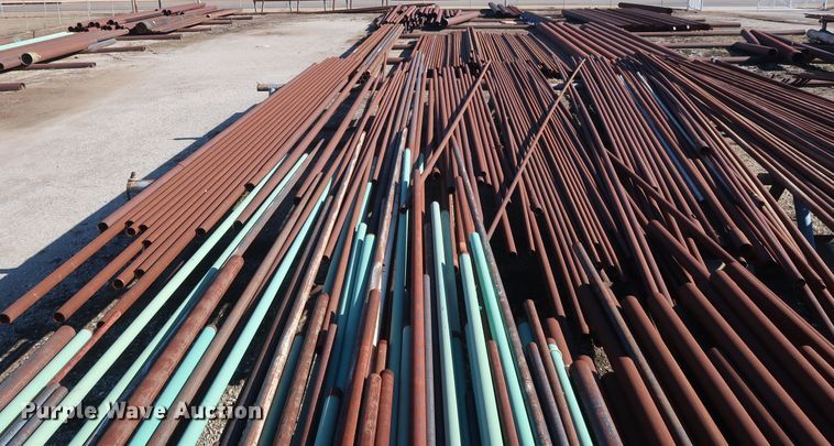 image for item DG7061 Approximately 140 pipes