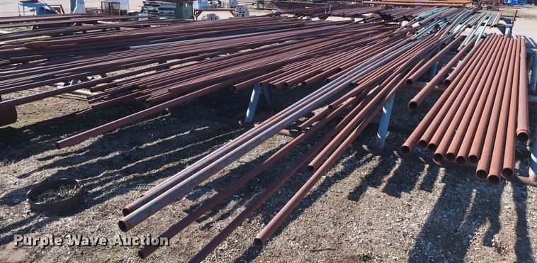 image for item DG7061 Approximately 140 pipes