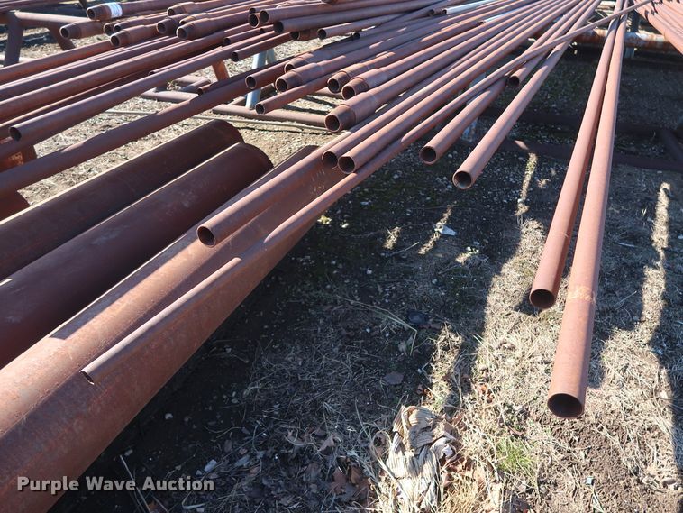 image for item DG7061 Approximately 140 pipes