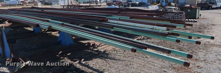 image for item DG7067 Approximately 260 pipes