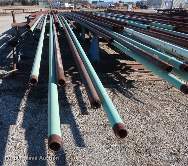 image for item DG7067 Approximately 260 pipes