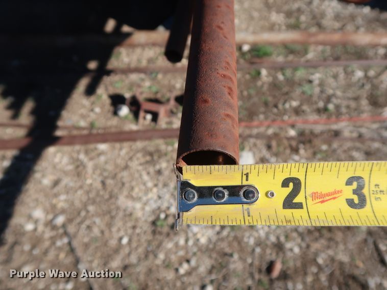 image for item DG7067 Approximately 260 pipes