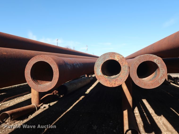 image for item DG7070 Approximately 125 pipes