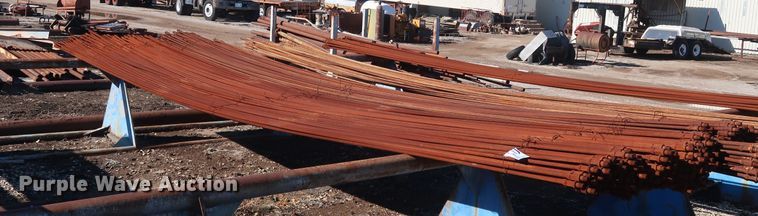 image for item DG7072 Approximately 425 25'L x 3/4" threaded sucker rods