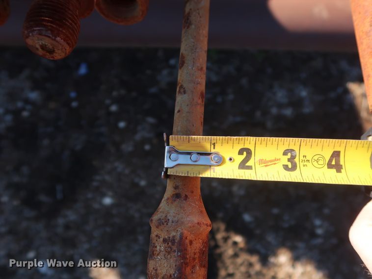 image for item DG7072 Approximately 425 25'L x 3/4" threaded sucker rods