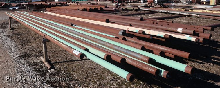 image for item DG7076 Approximately 100 pipes