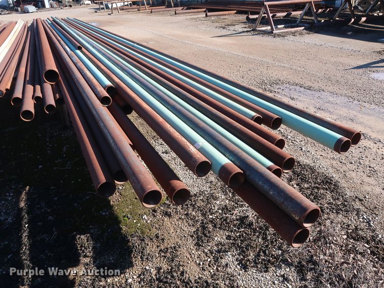 image for item DG7076 Approximately 100 pipes