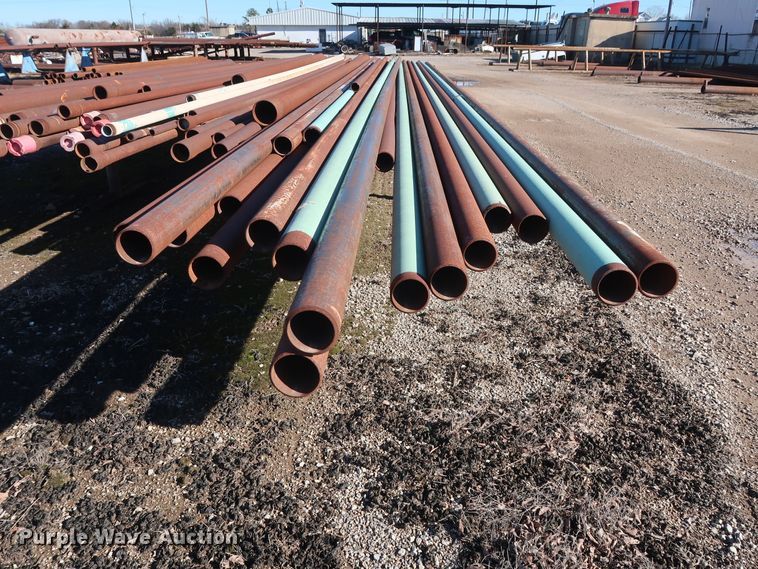 image for item DG7076 Approximately 100 pipes