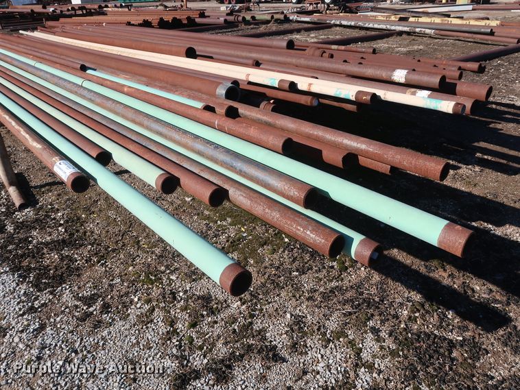 image for item DG7076 Approximately 100 pipes