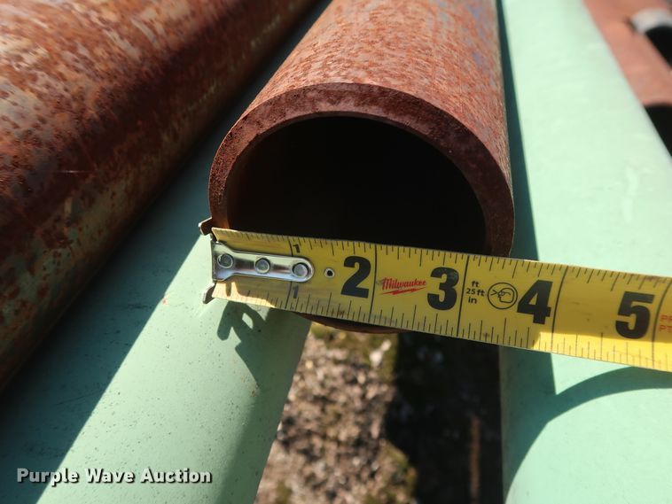 image for item DG7076 Approximately 100 pipes