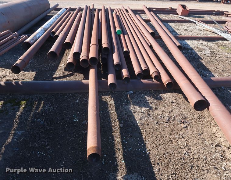 image for item DG7085 Approximately 28 pipes