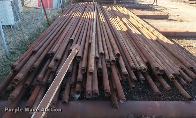 image for item DG7097 Approximately 130 31'L x 2 7/8" collared threaded oilfield tubing pipes