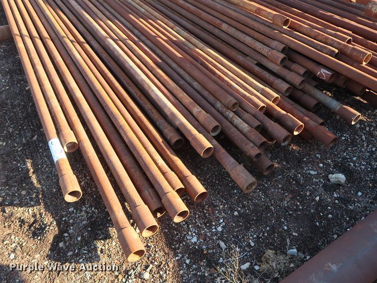 image for item DG7097 Approximately 130 31'L x 2 7/8" collared threaded oilfield tubing pipes