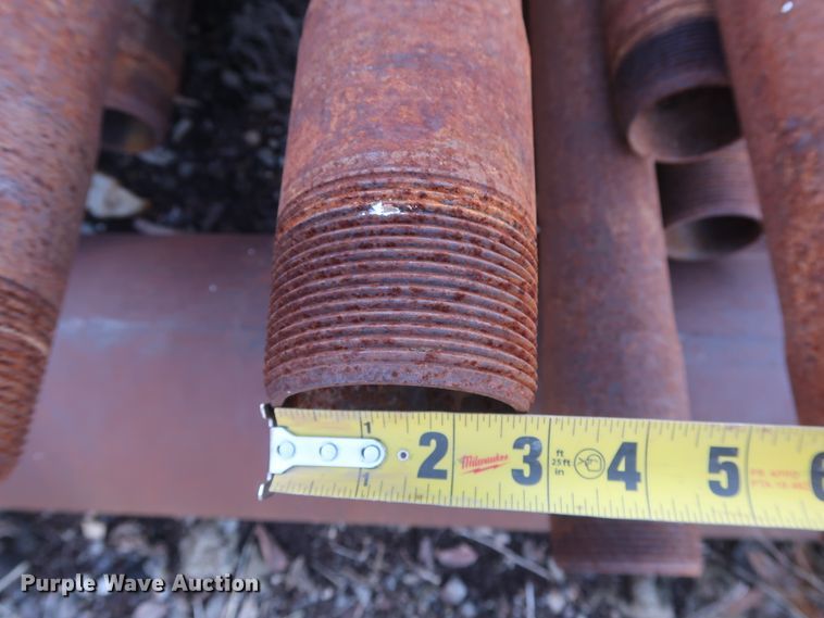 image for item DG7097 Approximately 130 31'L x 2 7/8" collared threaded oilfield tubing pipes