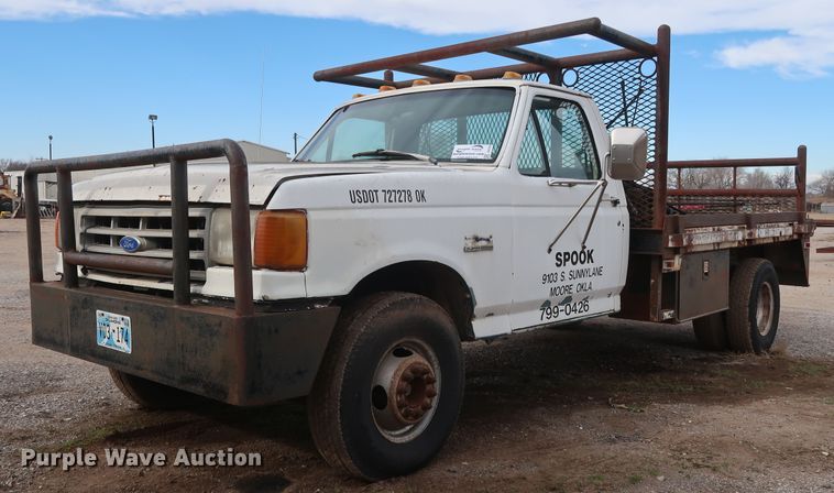 image for item DH0789 1991 Ford F450 Super Duty flatbed truck