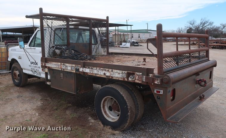 image for item DH0789 1991 Ford F450 Super Duty flatbed truck