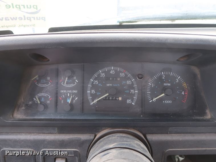 image for item DH0789 1991 Ford F450 Super Duty flatbed truck