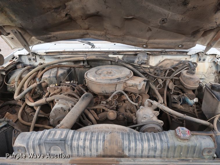 image for item DH0789 1991 Ford F450 Super Duty flatbed truck