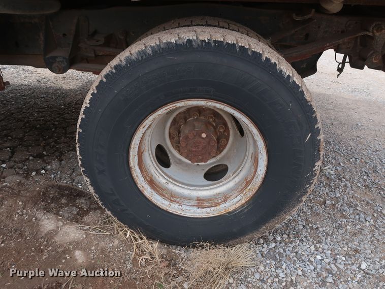 image for item DH0789 1991 Ford F450 Super Duty flatbed truck