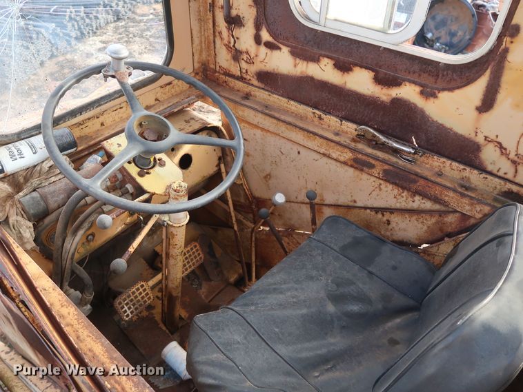 image for item DH0790 Michigan wheel loader