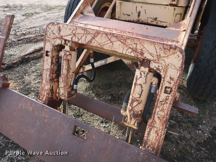 image for item DH0790 Michigan wheel loader